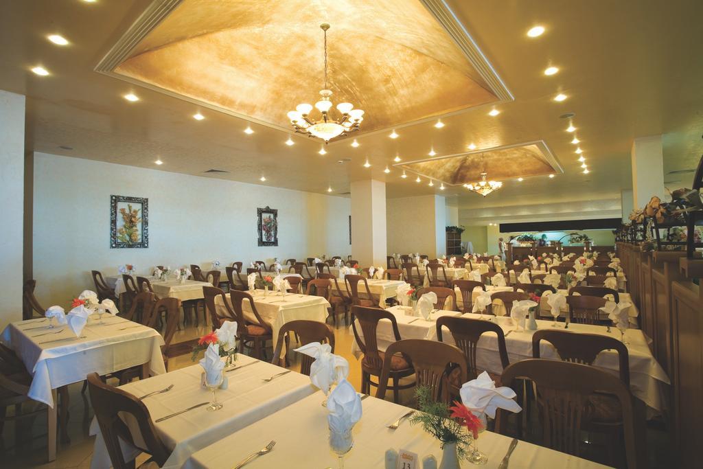 Dit Majestic Beach Resort 써니비치 레스토랑 사진